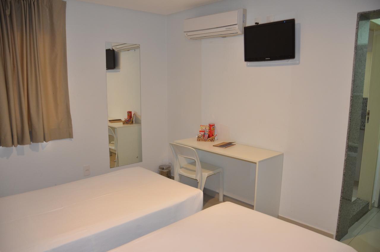 Cristal Hotel Surubim Bagian luar foto