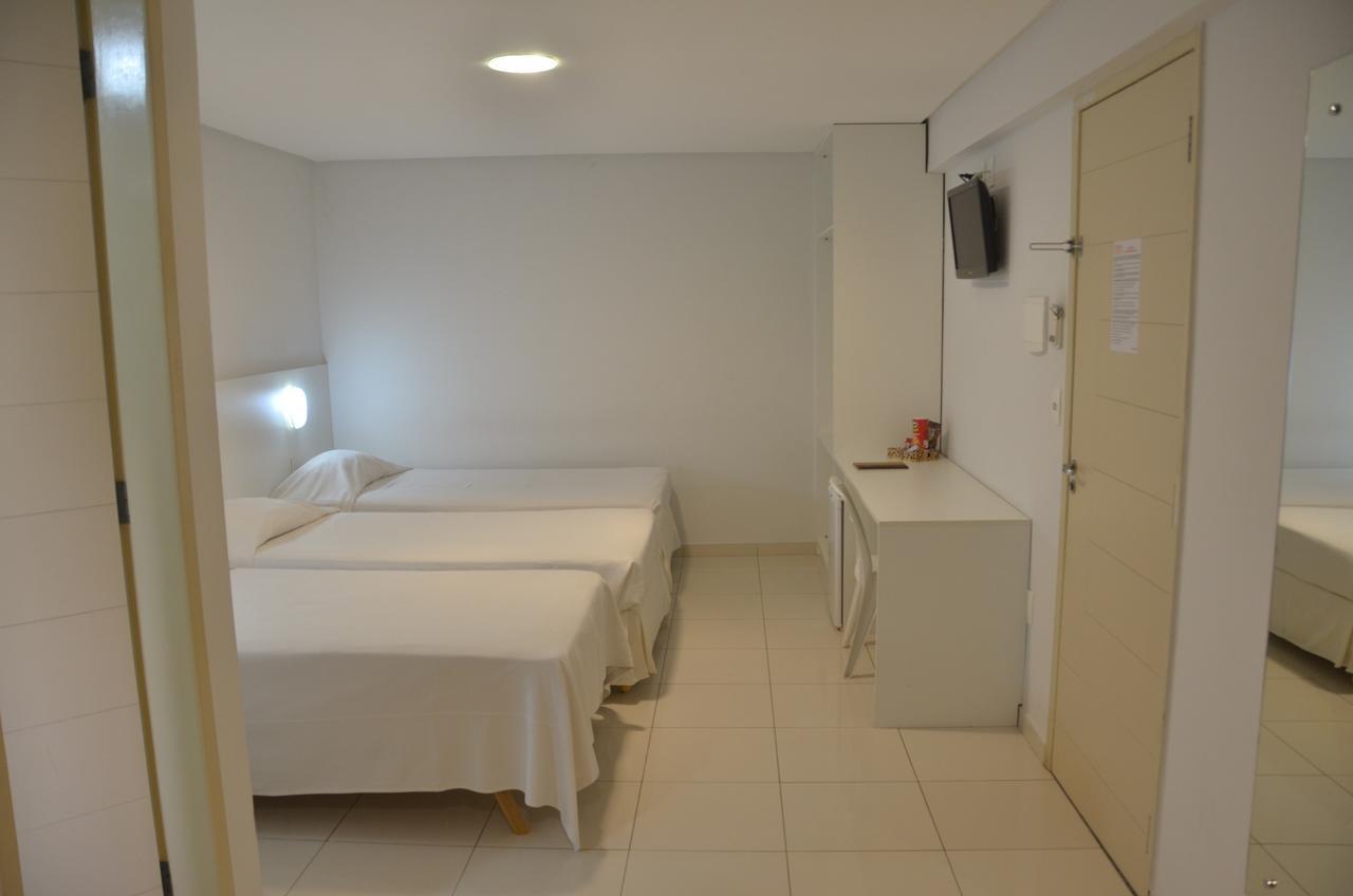 Cristal Hotel Surubim Bagian luar foto